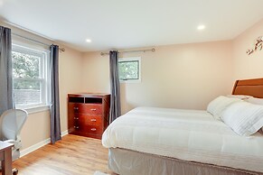 Pennington Home w/ Deck ~ 9 Mi to Princeton!