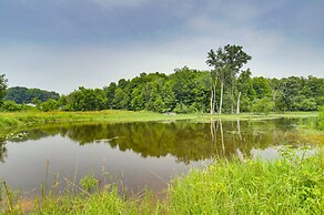 Wfh-friendly Lawrence Escape w/ Lake Access