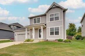 Pet-friendly Deforest Getaway w/ Backyard!