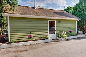 Okauchee Lake Vacation Rental w/ Boat Dock!