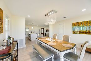 Remodeled Farmhouse on 18 Acres: 8 Mi to Elgin!