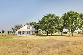 Remodeled Farmhouse on 18 Acres: 8 Mi to Elgin!