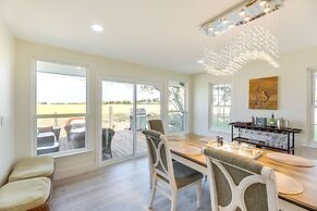 Remodeled Farmhouse on 18 Acres: 8 Mi to Elgin!