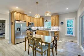 Lovely Kerr Lake House w/ Private Dock!