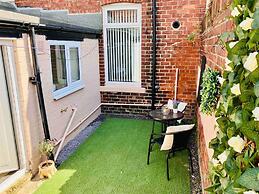 Inviting 3-bed House in Sunderland, Wifi, Parking