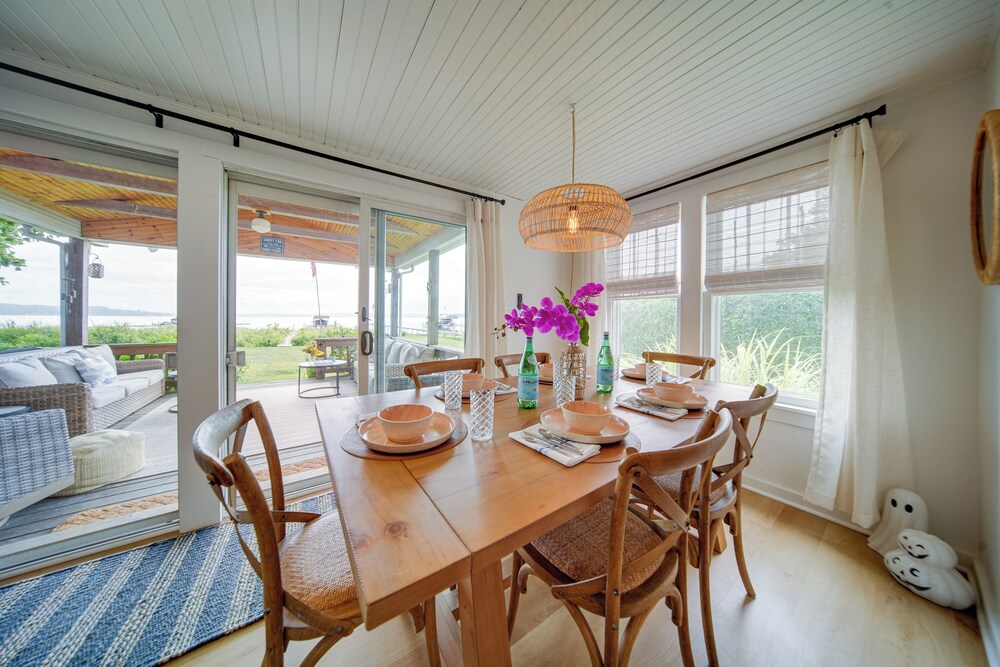 Lakefront Chautauqua Cottage Getaway