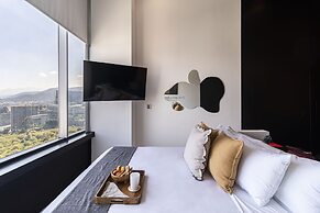 Collection Suites by Kukun