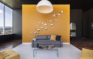 Collection Suites by Kukun