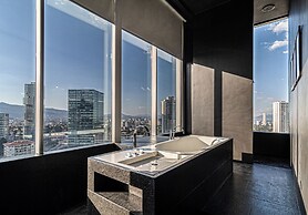 Collection Suites by Kukun
