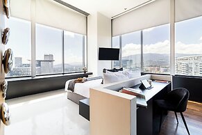 Collection Suites by Kukun