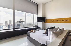 Collection Suites by Kukun