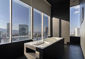Collection Suites by Kukun