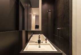 Collection Suites by Kukun