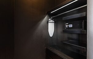 Collection Suites by Kukun
