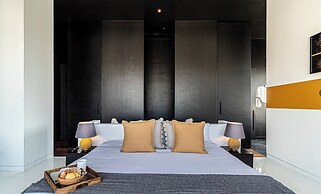 Collection Suites by Kukun