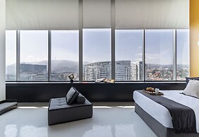 Collection Suites by Kukun