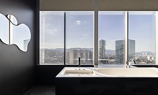 Collection Suites by Kukun