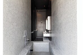 Collection Suites by Kukun