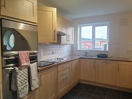 Beautiful 3-bed Apartment in Swansea