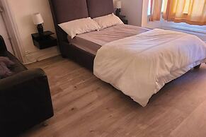 Captivating 2-bed Apartment in Newport