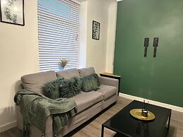 Beautiful 2-bed House in Bridgend