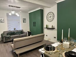 Beautiful 2-bed House in Bridgend