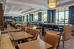 Drury Plaza Hotel Dallas Arlington