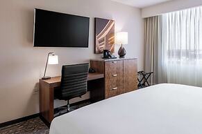 Drury Plaza Hotel Dallas Arlington