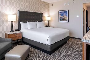 Drury Plaza Hotel Dallas Arlington