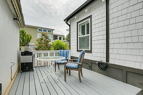 Chic Flat Rock Tiny Home: Pool Access!