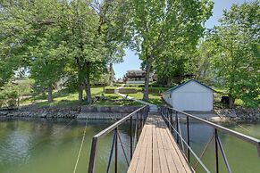 Lakefront Missouri Vacation Rental w/ Dock & Slip!