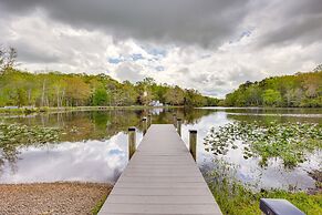 Country Getaway in Kinsale: Sunroom, Pond Access!