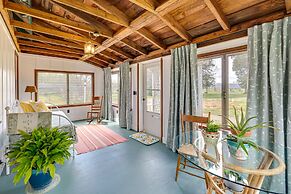 Country Getaway in Kinsale: Sunroom, Pond Access!