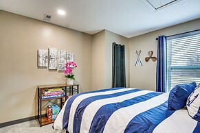 Spacious Ozawkie Home - Near Lake Perry!