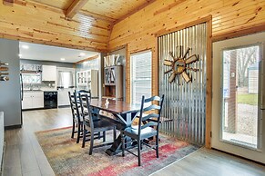 Spacious Ozawkie Home - Near Lake Perry!