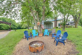 Spacious Ozawkie Home - Near Lake Perry!