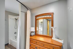 Spacious Ozawkie Home - Near Lake Perry!