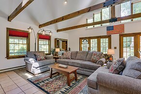 1 Mi to River: Cabin w/ Fire Pit in Milanville!