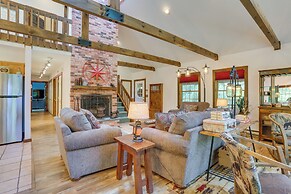 1 Mi to River: Cabin w/ Fire Pit in Milanville!