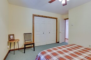 1 Mi to River: Cabin w/ Fire Pit in Milanville!