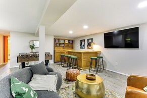 Sauna, Fire Pit: Spacious & Serene Poconos Getaway