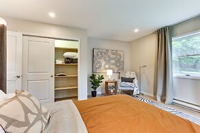 Sauna, Fire Pit: Spacious & Serene Poconos Getaway