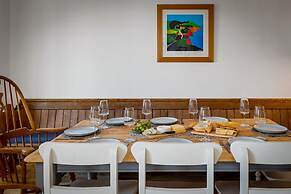 Penrose - Beach House With Direct Beach Access