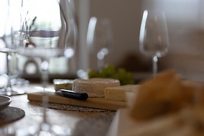 Penrose - Beach House With Direct Beach Access