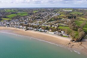 Penrose - Beach House With Direct Beach Access