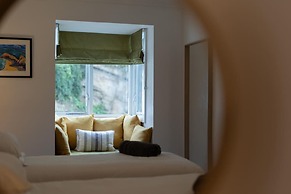 Penrose - Beach House With Direct Beach Access