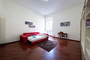 Casa Aosta in Rome With 1 Bedrooms and 1 Bathrooms