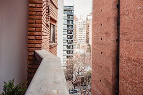 Cosy Local Artist's Flat, Central Location, Fully Equipped