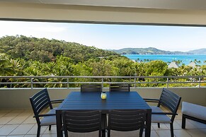 Poinciana Lodges -Ocean Views