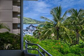 Poinciana Lodges -Ocean Views